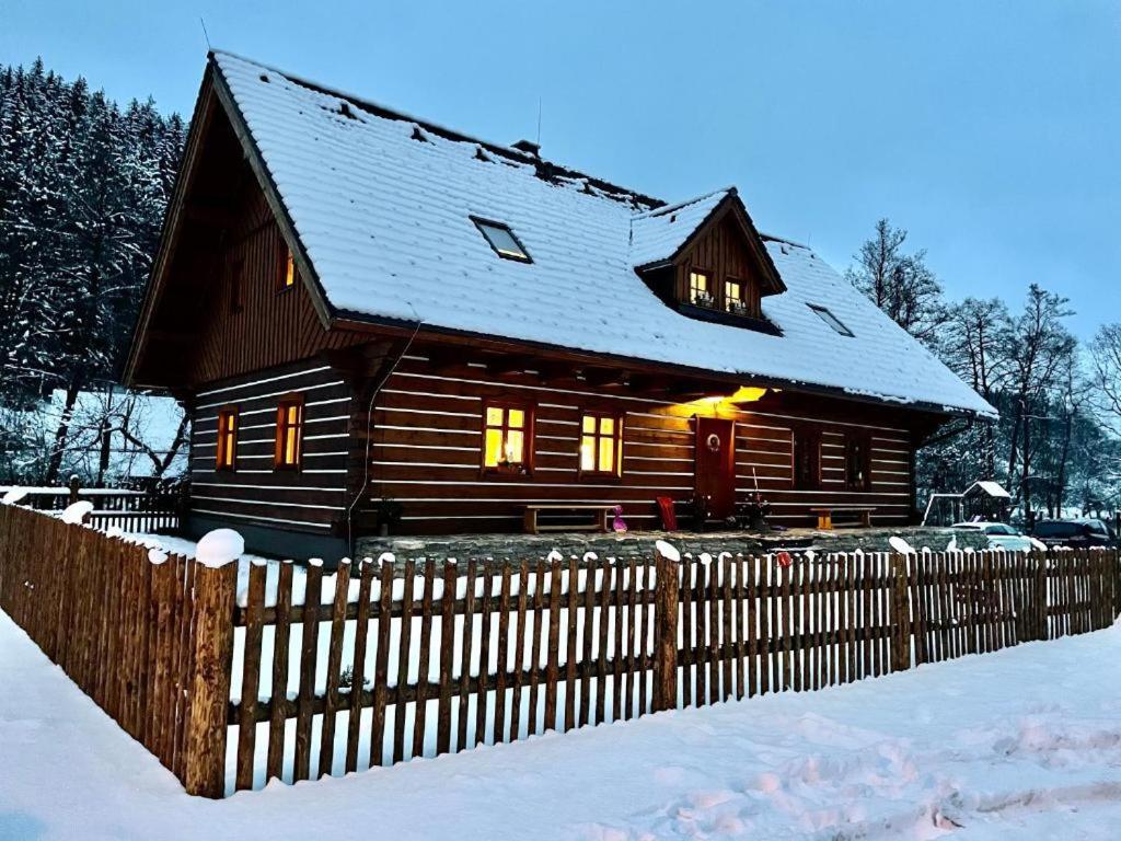 Apartmany U Vlcich Jam Petrovice u Susice ภายนอก รูปภาพ